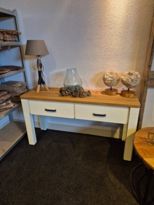 Sidetable